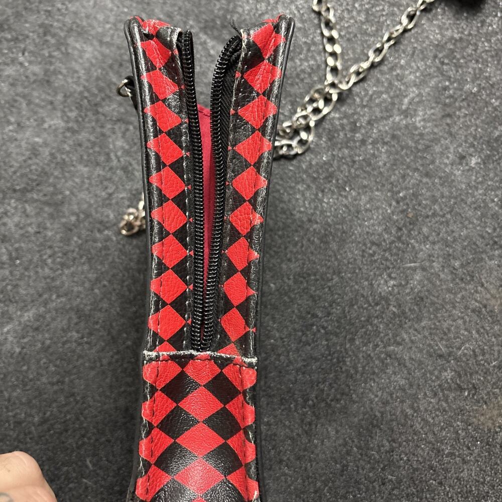 Crossover Queen Of Hearts Bag Red, Black & White - Picture 5 of 5